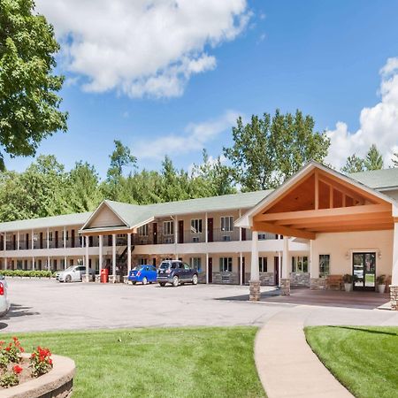 Howard Johnson By Wyndham Traverse City Luaran gambar