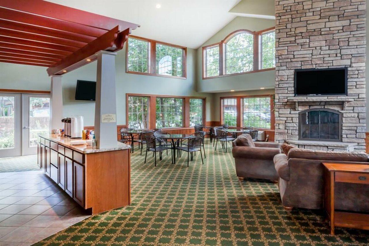 Howard Johnson By Wyndham Traverse City Luaran gambar